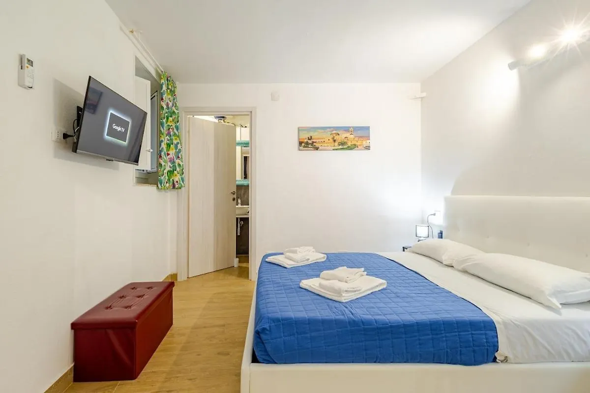 Talia Capo Massimo Apartment Palermo 0*,